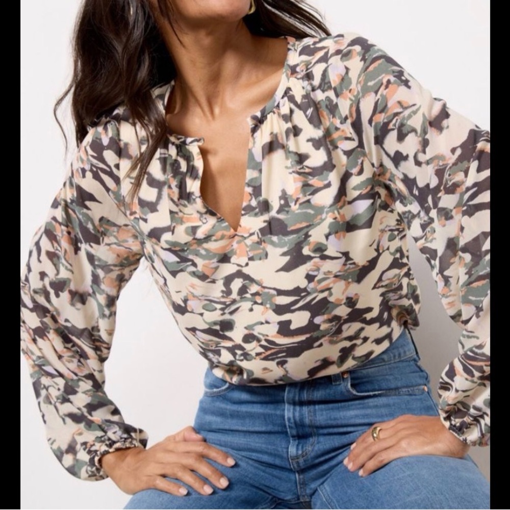 Evereve Multicolor hazel abstract Blouse Sz M